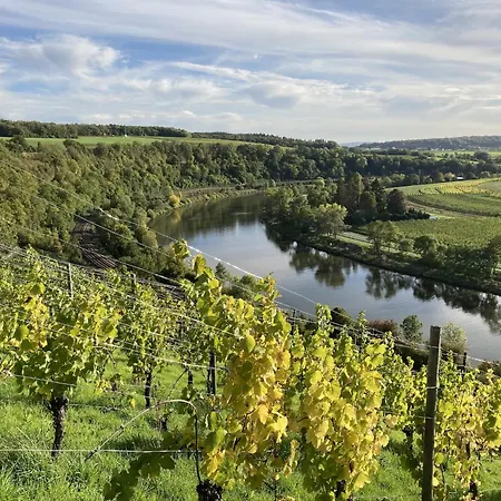 Rueckzugsort An Der Mosel *